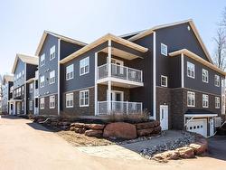 105 29 Stratford Road Stratford, PE C1B 1T4