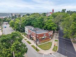 6105 Lady Hammond Road  Halifax, NS B3K 2R5