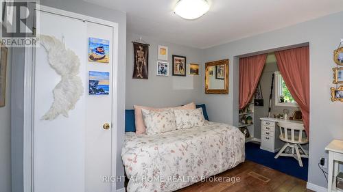2988 25Th Sideroad, Innisfil, ON - Indoor Photo Showing Bedroom
