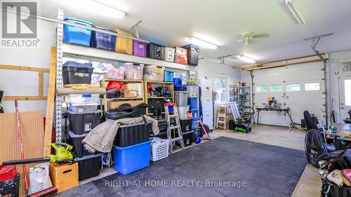 2988 25Th Sideroad, Innisfil, ON - Indoor Photo Showing Garage