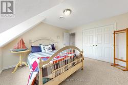 Bedroom 3 with Lake View - 