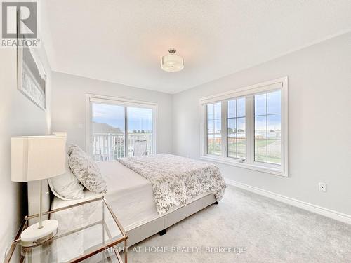 39 - 113 Hartley Avenue, Brant, ON - Indoor Photo Showing Bedroom