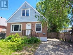 53 SHADYSIDE AVENUE  Hamilton, ON L8V 3E2