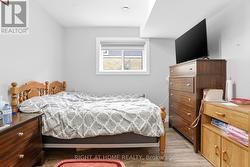 Bedroom 5 - 