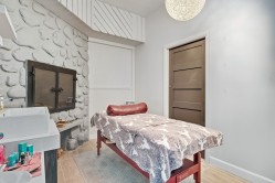 Bureau - 