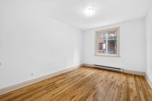 Bedroom - 3-3941 Av. Barclay, Montréal (Côte-Des-Neiges/Notre-Dame-De-Grâce), QC - Indoor Photo Showing Other Room