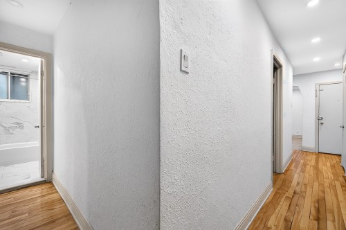 Passageway - 3-3941 Av. Barclay, Montréal (Côte-Des-Neiges/Notre-Dame-De-Grâce), QC - Indoor Photo Showing Other Room