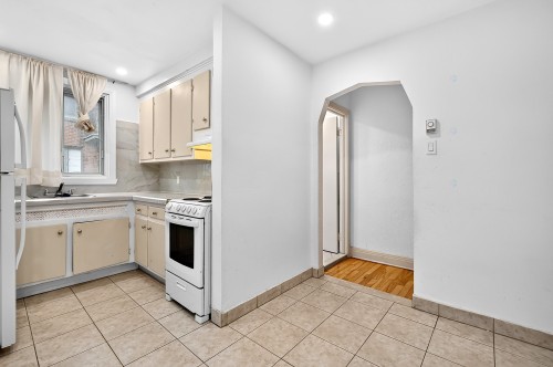 Kitchen - 3-3941 Av. Barclay, Montréal (Côte-Des-Neiges/Notre-Dame-De-Grâce), QC - Indoor Photo Showing Kitchen