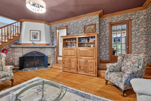 Salon - 751 Ch. Duplessis, Sherbrooke (Fleurimont), QC - Indoor Photo Showing Living Room With Fireplace