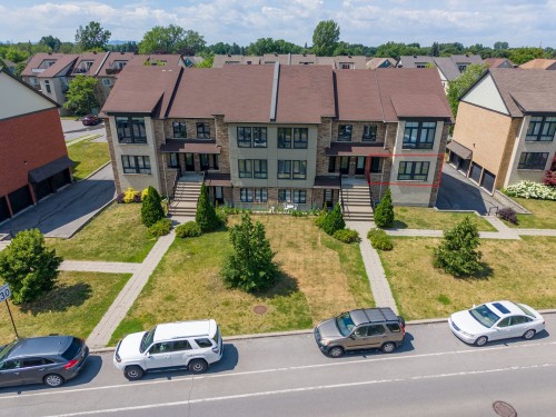 Photo aérienne - 3-6020 Boul. Chevrier, Brossard, QC - Outdoor