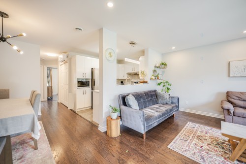 Salon - 3-6020 Boul. Chevrier, Brossard, QC - Indoor Photo Showing Other Room