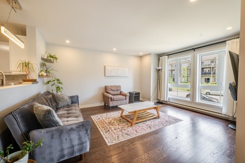 Salon - 3-6020 Boul. Chevrier, Brossard, QC - Indoor Photo Showing Living Room