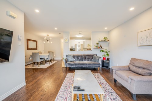 Salon - 3-6020 Boul. Chevrier, Brossard, QC - Indoor Photo Showing Living Room