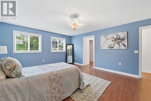 111 Gracehill Crescent, Hamilton, ON - Indoor Photo Showing Bedroom