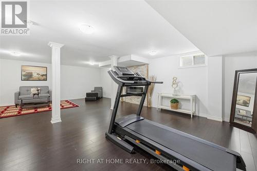 111 Gracehill Crescent, Hamilton, ON - Indoor Photo Showing Gym Room