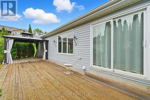 111 Gracehill Crescent, Hamilton, ON - Outdoor With Deck Patio Veranda