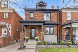 141 O'CONNOR DRIVE Toronto, ON M4J 2S6