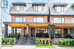 675 HURON STREET Toronto, ON M5R 2R8