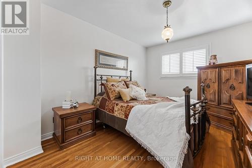 3938 Midhurst Lane, Mississauga, ON - Indoor Photo Showing Bedroom