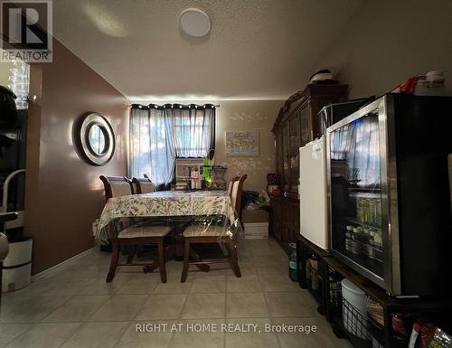 Dining - 81 - 135 Chalmers Street S, Cambridge, ON - Indoor Photo Showing Dining Room
