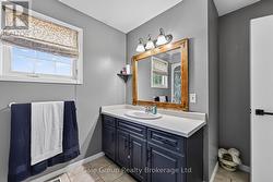 4 Piece Washroom upstairs - 