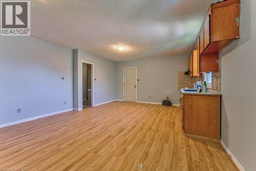 819 Duke Street, Cambridge, ON - Indoor Photo Showing Other Room