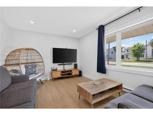 21 Simpson Crt, Riverview, NB 