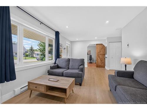 21 Simpson Crt, Riverview, NB 