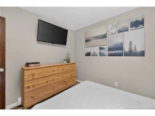 101 Somerset Dr, Moncton, NB 