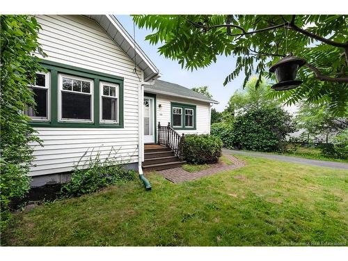 101 Somerset Dr, Moncton, NB 