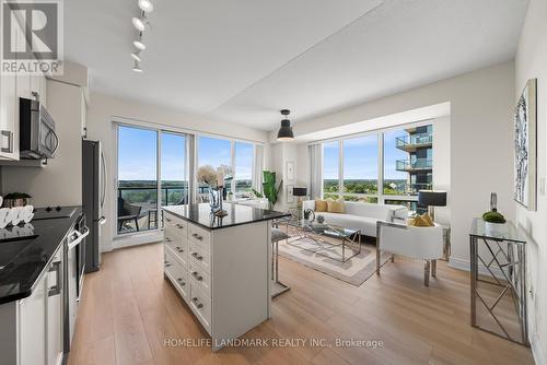 702A - 9088 YONGE STREET  Richmond Hill, ON L4C 0Y6