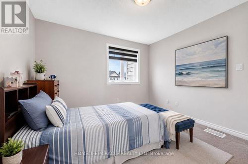 121 Steeplechase Way, Waterloo, ON - Indoor Photo Showing Bedroom
