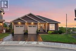 16 Little Bell Place Conception Bay South, NL A1W 0G7