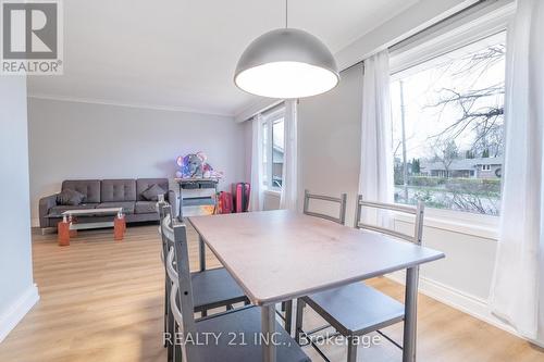 7 BRIGHTSIDE DRIVE , Toronto, Ontario M1E 3Y8 3