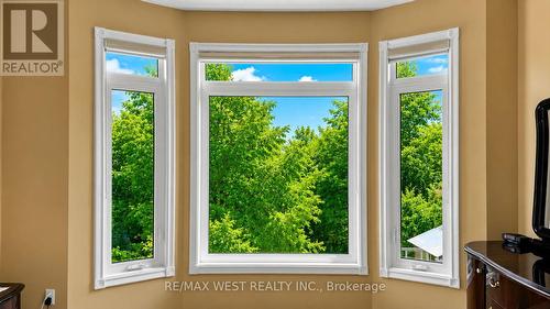 Scenic Bay Window Overlooking Mature Greenery - 71 Gidleigh Park Crescent, Vaughan, ON - Indoor Photo Showing Other Room