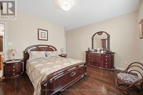 222 Caproni Drive, Vaughan, ON - Indoor Photo Showing Bedroom