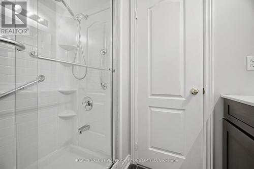 222 Caproni Drive, Vaughan, ON - Indoor Photo Showing Bathroom