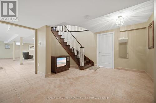 222 Caproni Drive, Vaughan, ON - Indoor Photo Showing Other Room