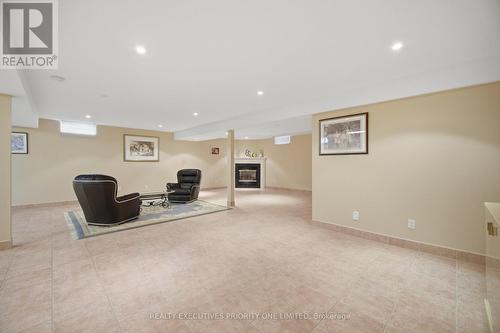 222 Caproni Drive, Vaughan, ON - Indoor