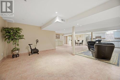 222 Caproni Drive, Vaughan, ON - Indoor