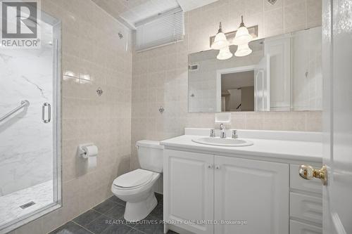 222 Caproni Drive, Vaughan, ON - Indoor Photo Showing Bathroom