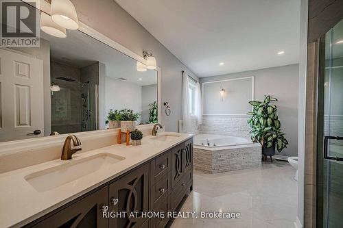 111 Forecastle Road, Vaughan, ON - Indoor Photo Showing Bathroom