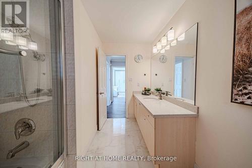 111 Forecastle Road, Vaughan, ON - Indoor Photo Showing Bathroom