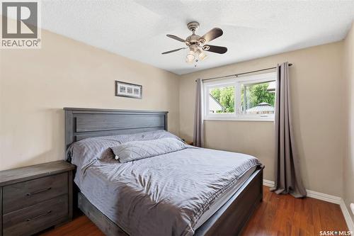 917 S Avenue N, Saskatoon, SK - Indoor Photo Showing Bedroom