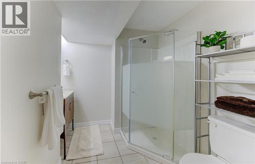 190 Natchez Road, Kitchener, ON - Indoor Photo Showing Bathroom