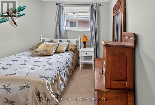 27 Dyer Street, St. Thomas, ON - Indoor Photo Showing Bedroom