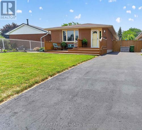 27 Dyer Street, St. Thomas, ON - Outdoor With Deck Patio Veranda