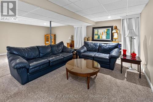 27 Dyer Street, St. Thomas, ON - Indoor Photo Showing Other Room