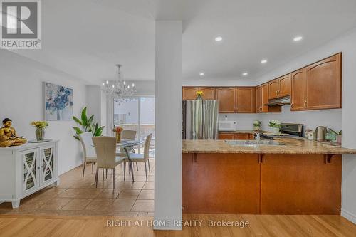 8 Kenridge Terrace, Hamilton, ON - Indoor Photo Showing Kitchen With Double Sink