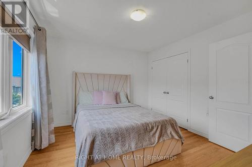 8 Kenridge Terrace, Hamilton, ON - Indoor Photo Showing Bedroom